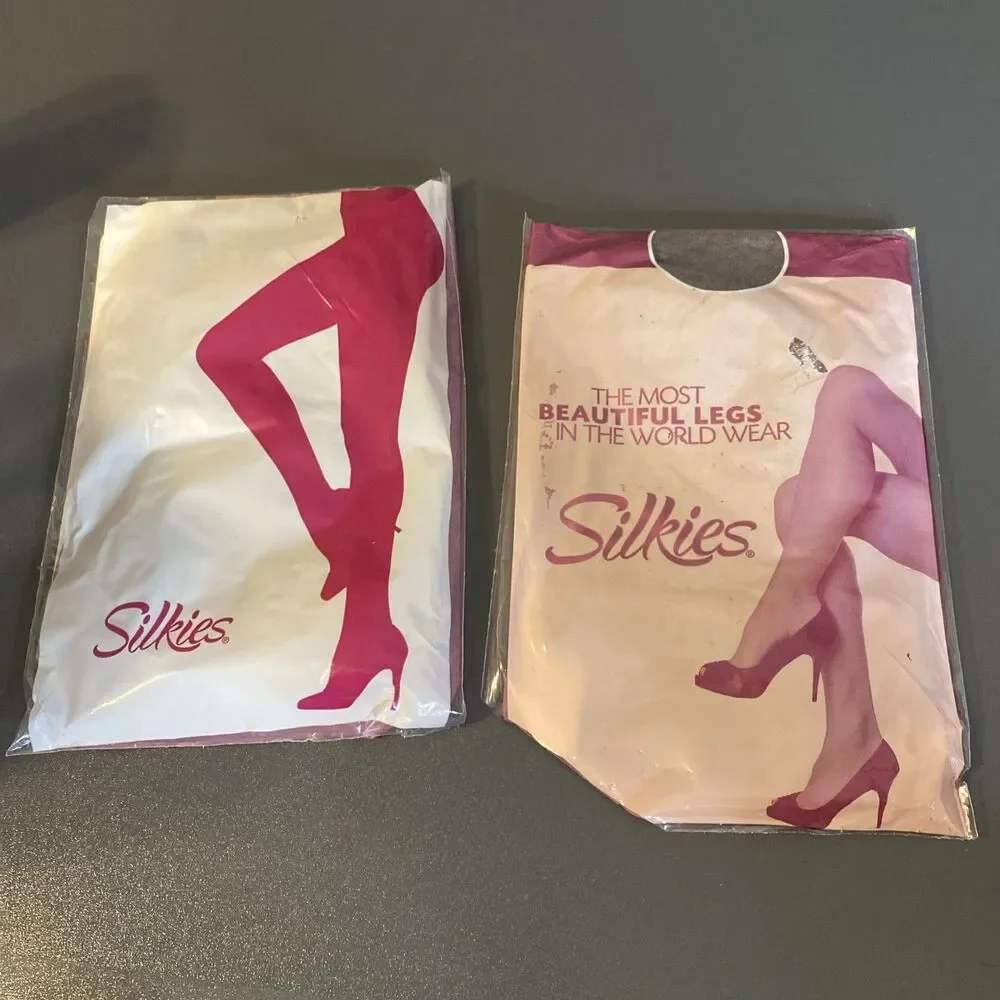 7 Pair Silkies Pantyhose Ultra Total Leg Control Size Medium Nude Taupe Sealed